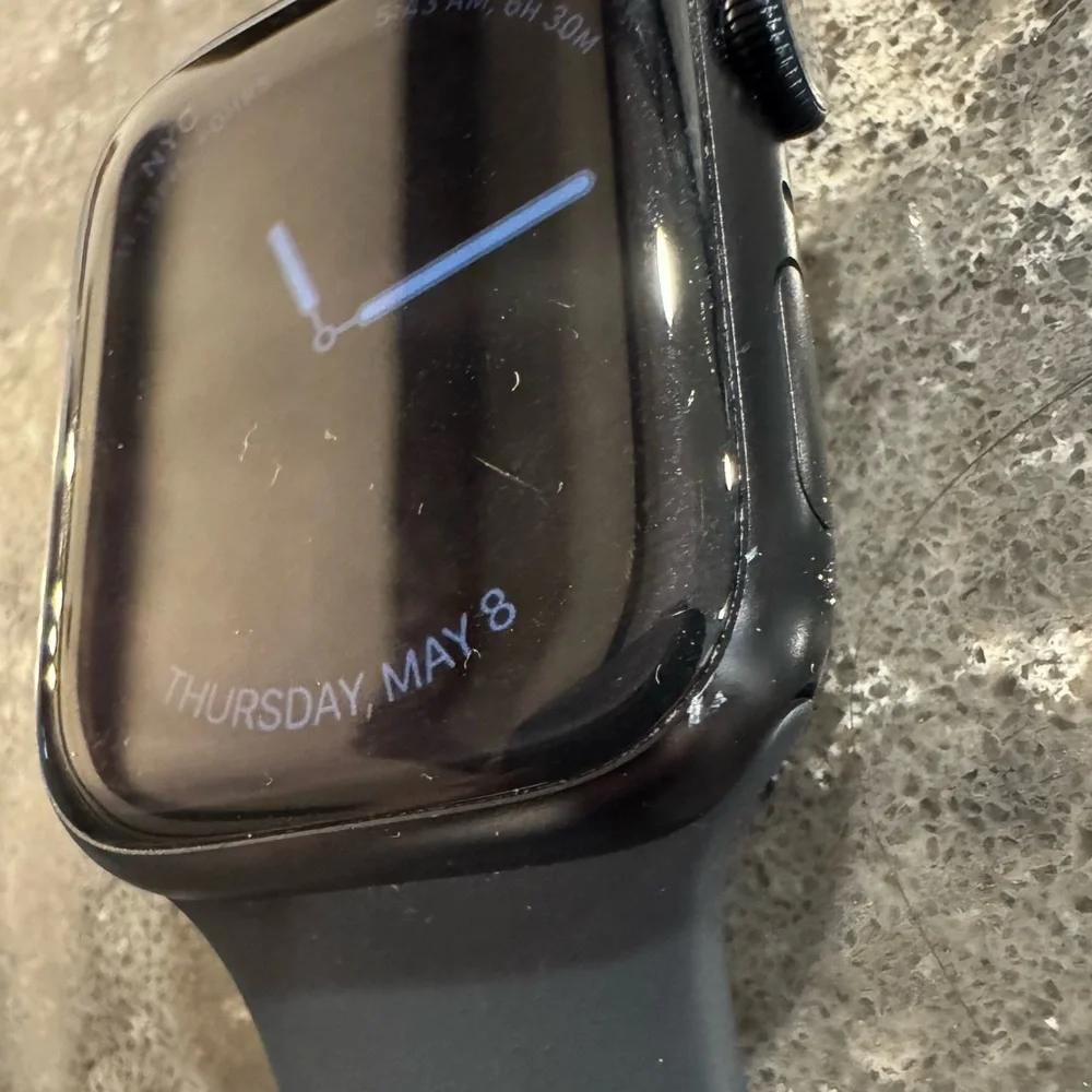 Apple Watch Series 8 (GPS) 45mm Aluminum Case with Midnight Sport Band - S/M